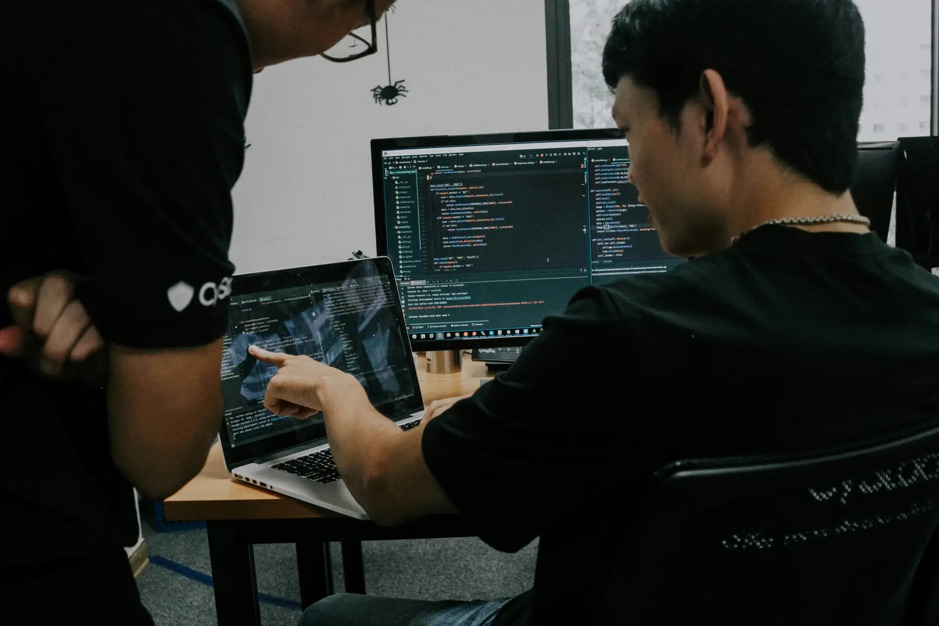 Zero Downtime Infrastructure: How Neocloud Ensures Your Data Center Selection Stays Online